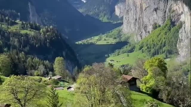 Breathtaking Train Ride in Switzerland🇨🇭 Lauterbrunnen Valley, Switzerland