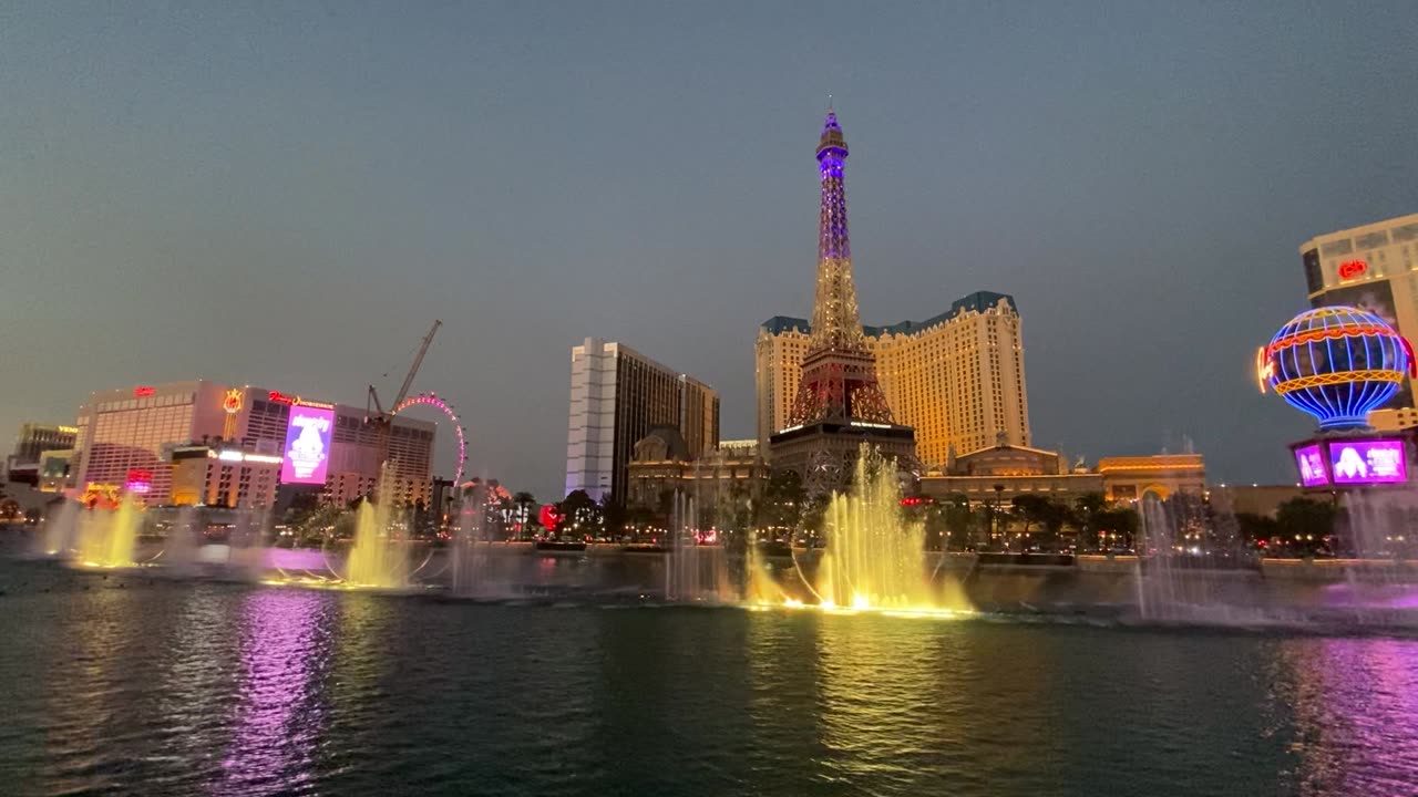 Paris Hotel in Las Vegas and Bellagio Hotel Fountain Display