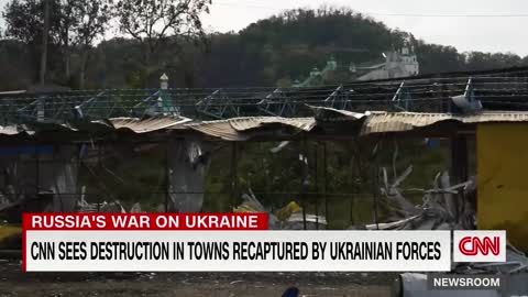 Russian forces withdraw from Ukraine's strategic city.