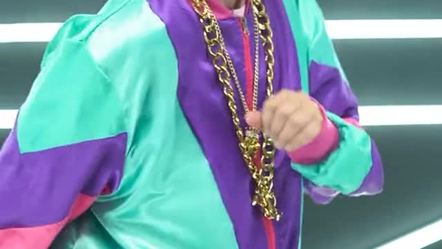Grand mom funnu dancing