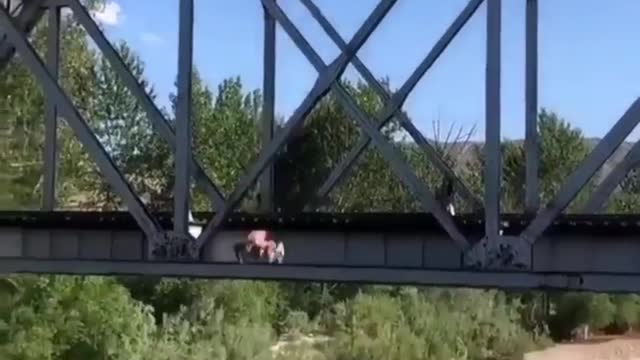 Guy Fearlessly Triple Flipped His Way Into The Water, Real Parkour Skills