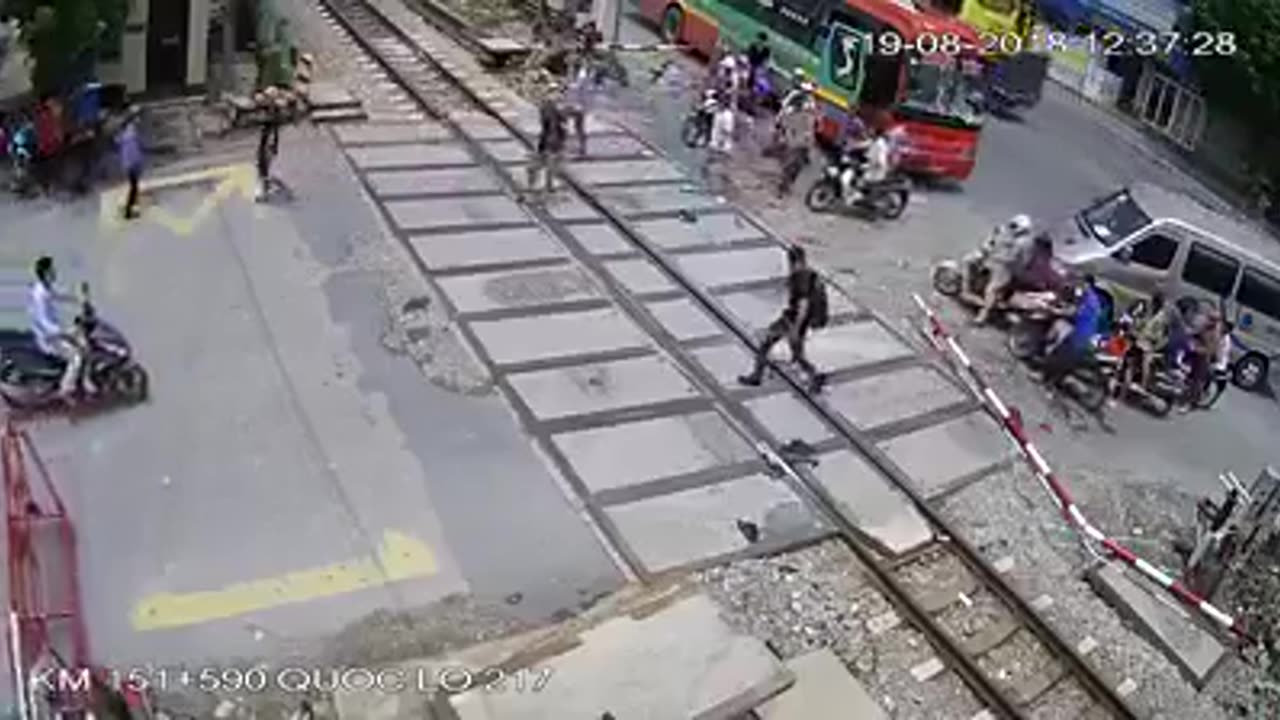 Train Bus Accident CCTV footage