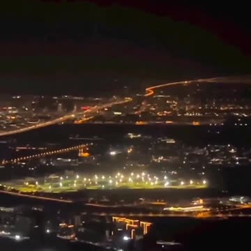 Meteor Captured From Burj Khalifa😱