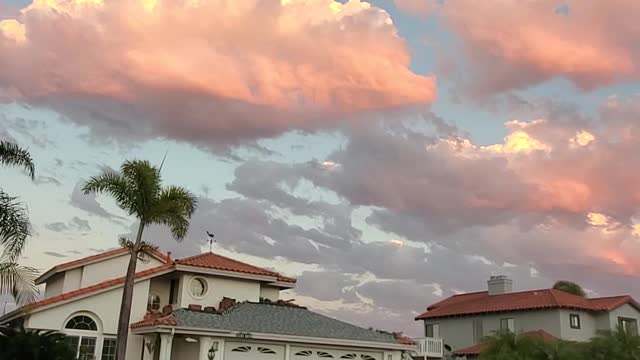 Ufo in the clouds cloaked?