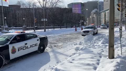 Militant police moving in on Ottawa protesters - DAY 2