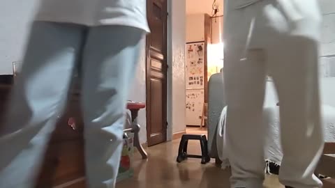 2023-04-21 (5) - Ça la fout mal - Twitch Meutemediatique (clip)