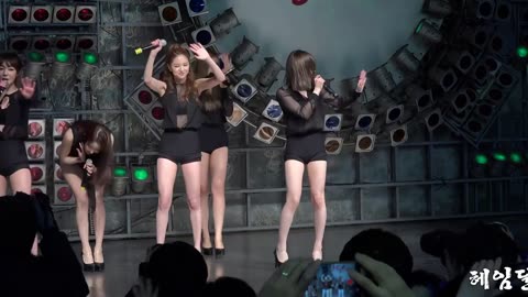 Hot korean girl dance