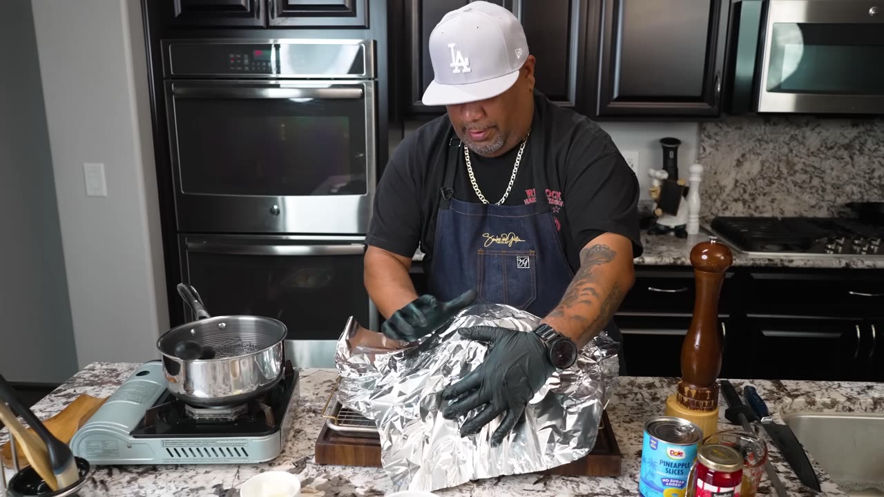 Honey Bourbon Glazed Ham Recipe You Won't Believe
