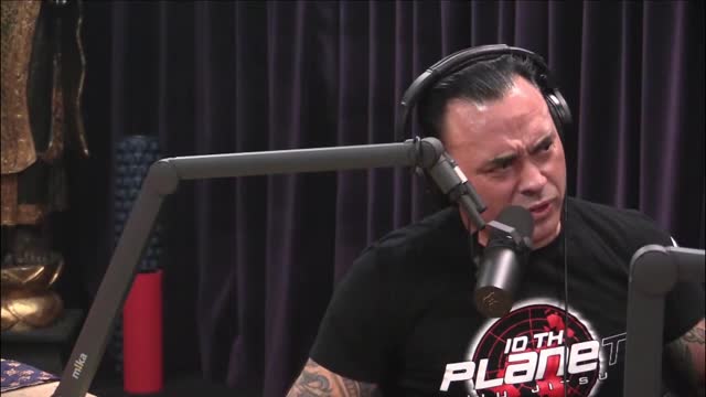 Alex Jones, Joe Rogan and Eddie Bravo discuss the MOON landing