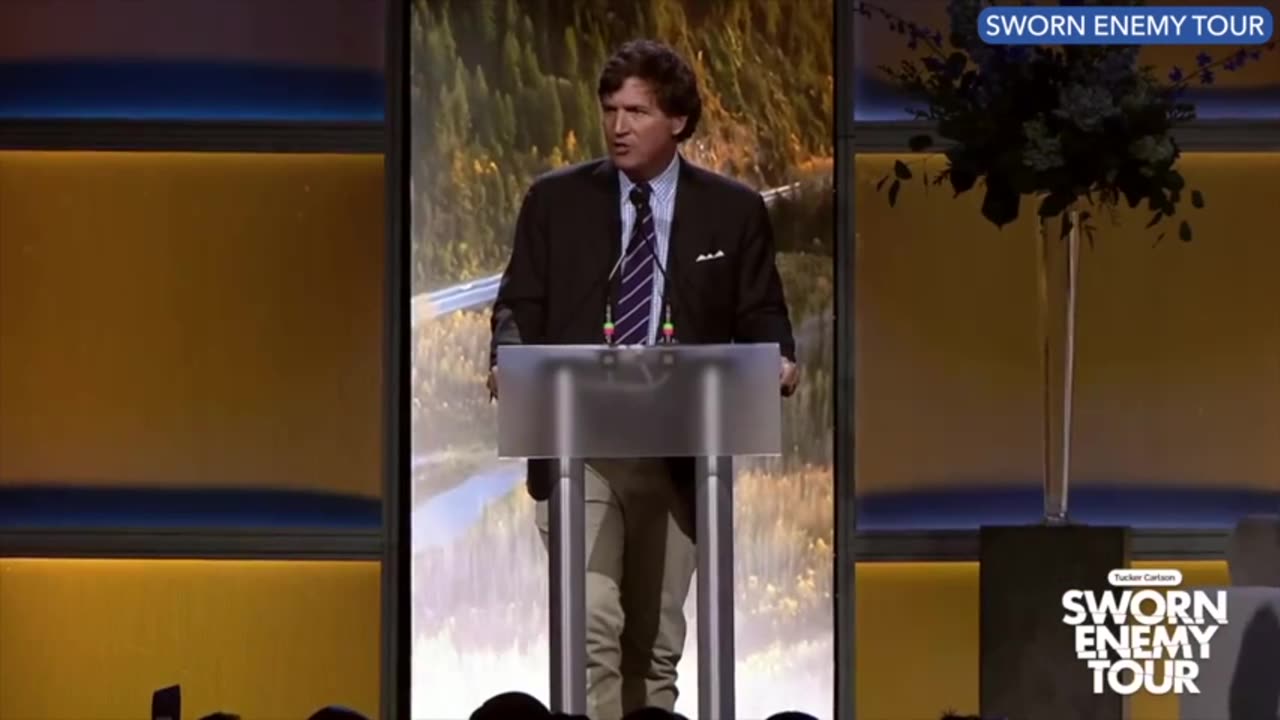 Tucker Carlson takes on Justin Trudeau and Chrystia Freeland in Alberta