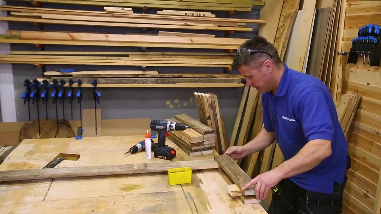 How to make a DIY pallet bench