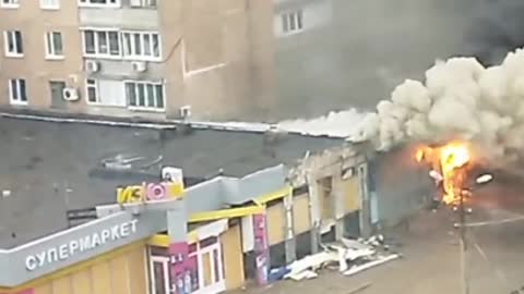 Petrovsky district of Donetsk was shelled by the Ukrainian Armed Forces, a shell hit a supermarket