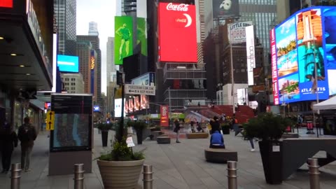 A VISIT TO TIMES SQUARE - NEW YORK CITY