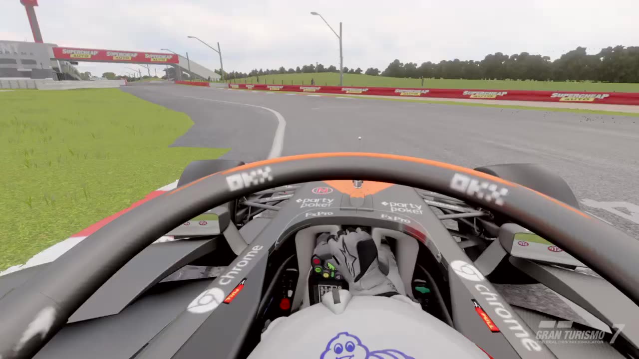 Mclaren flying lap at Mount Panorama!