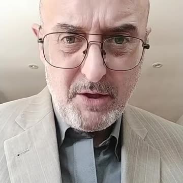 Acusan a Klaus Schwab de agredir sexualmente a varios jóvenes empleados