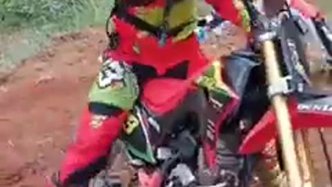 Untung Cepat Di Tolong Oleh Panitia
