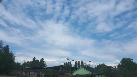 Himmel in Berlin am 14.06.2023 um 13:56 Uhr