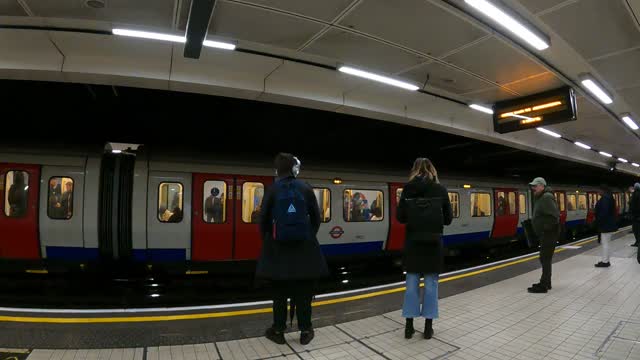 Tube station to London Victoria. Speedlapse. 8th Nov 2022