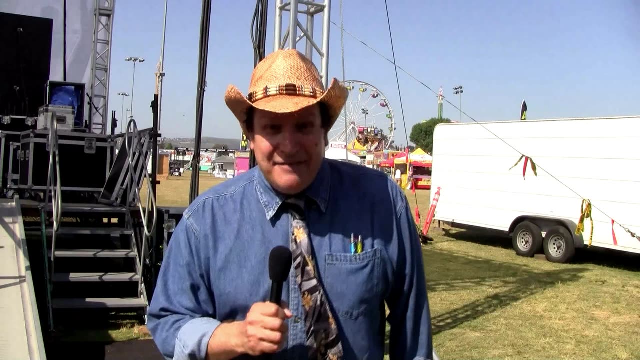 Funny Barbecue Tournament Reporter