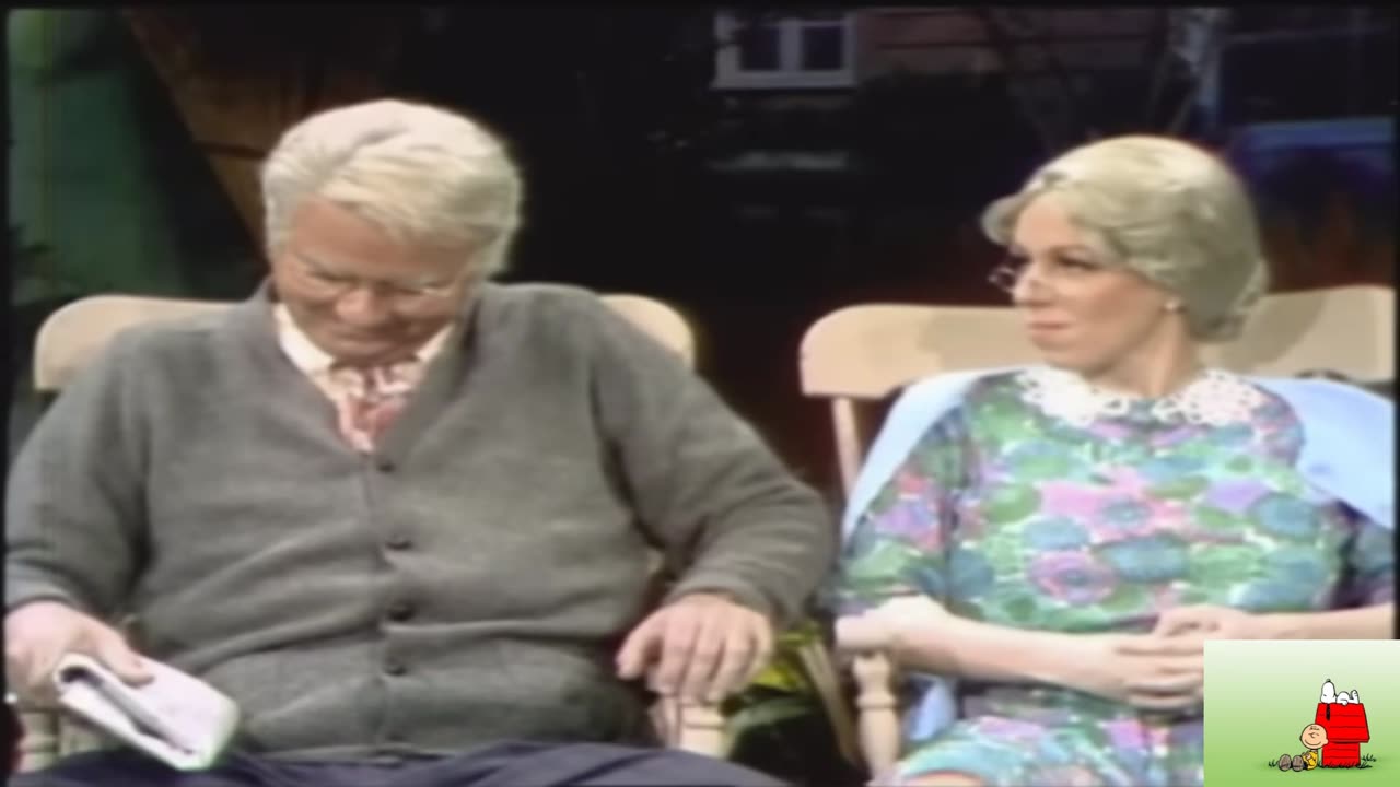 Carol & Harvey Crack Up in The Old Folks Sketch