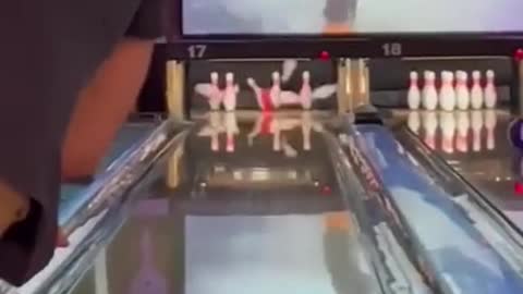 ScoMo can bowl?