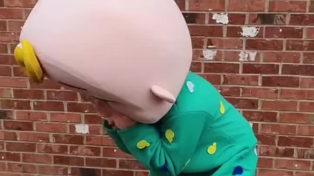 funny video_ entertainer clown