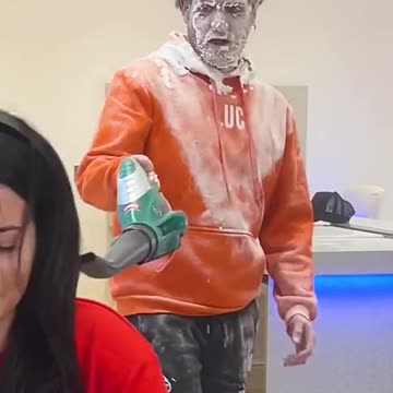 WE 100 RUINED HER MEETING