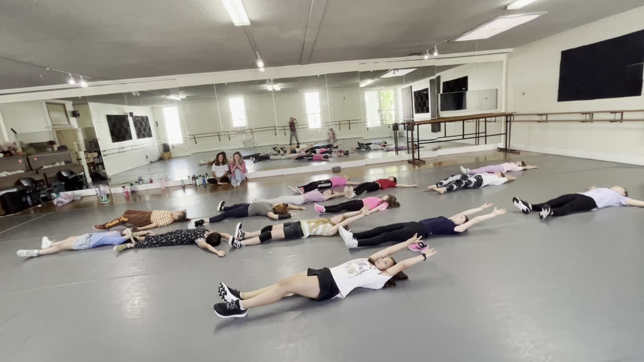 Kids Hip Hop w/ Kristen_Is Thizz R_2