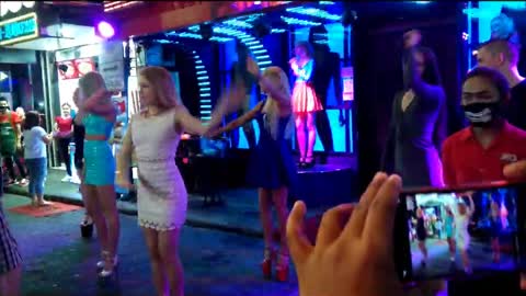 Pattaya Walking Street ~ Russian Dance