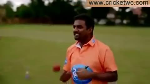Muralitharan vs Swann Coin hitting Challenge