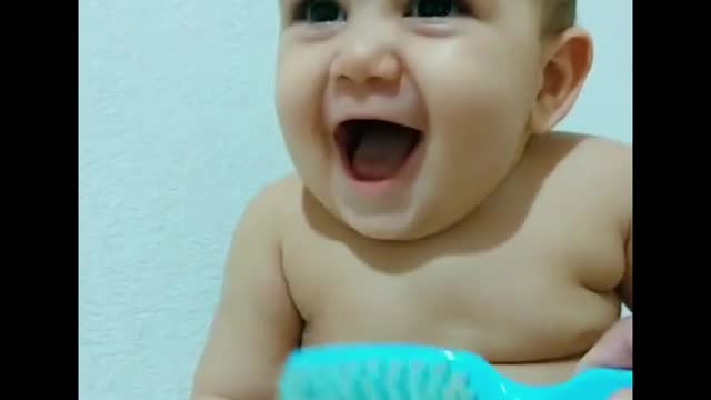 ๐ถ Funny Baby Combing Hair ๐