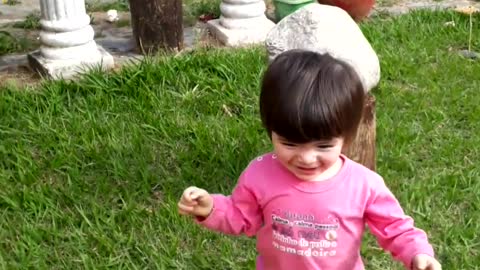 happy learning to run . feliz aprendendo a correr