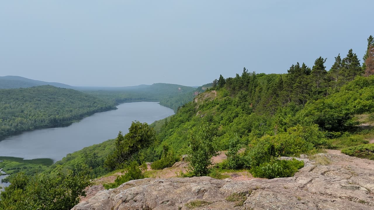 Lake of the Clouds