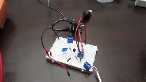NPN3904 BIPOLAR TRANSISTOR - control signal