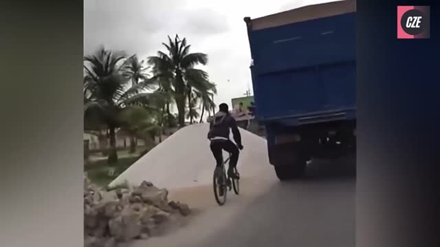 IDIOTS ON THE ROAD #1