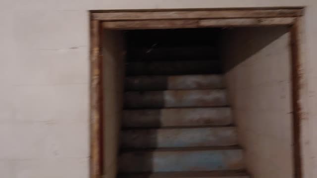 House 3