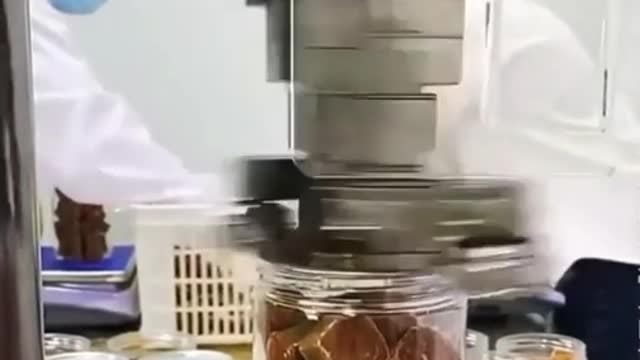 Making candy from sugarcane