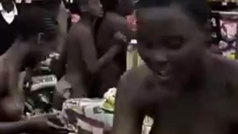 FROM THE JUNGLE TO THE SUPERMARKET. CAN NOT BELIEVE THIS! YOU HAVE TO SEE THIS