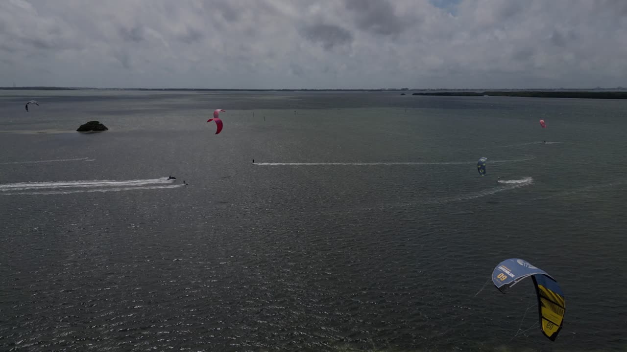 Drone video of Windsurfing / Kiteboarding