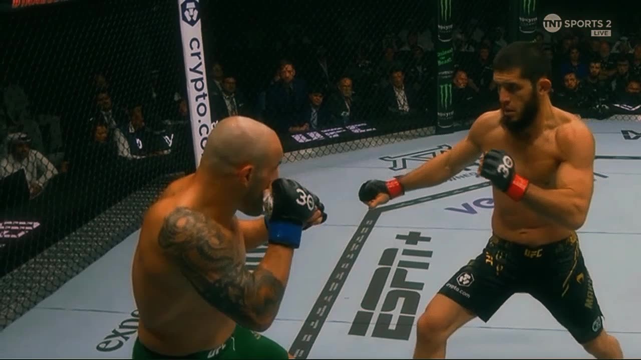 Islam Makhachev vs Volkanovski ufc fight