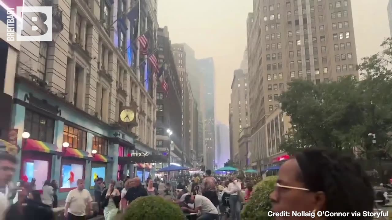 THE CITY THAT NEVER SEES — NYC Blanketed in Wildfire Smoke All the Way from CANADA