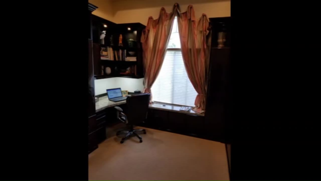 HOME OFFICE w/MURPHY BED #925