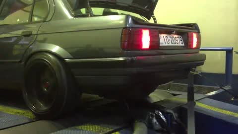 BMW E30 M50 Turbo - Anti Lag Flame Thrower 820WHP @ 1.9BAR on Ethanol E100