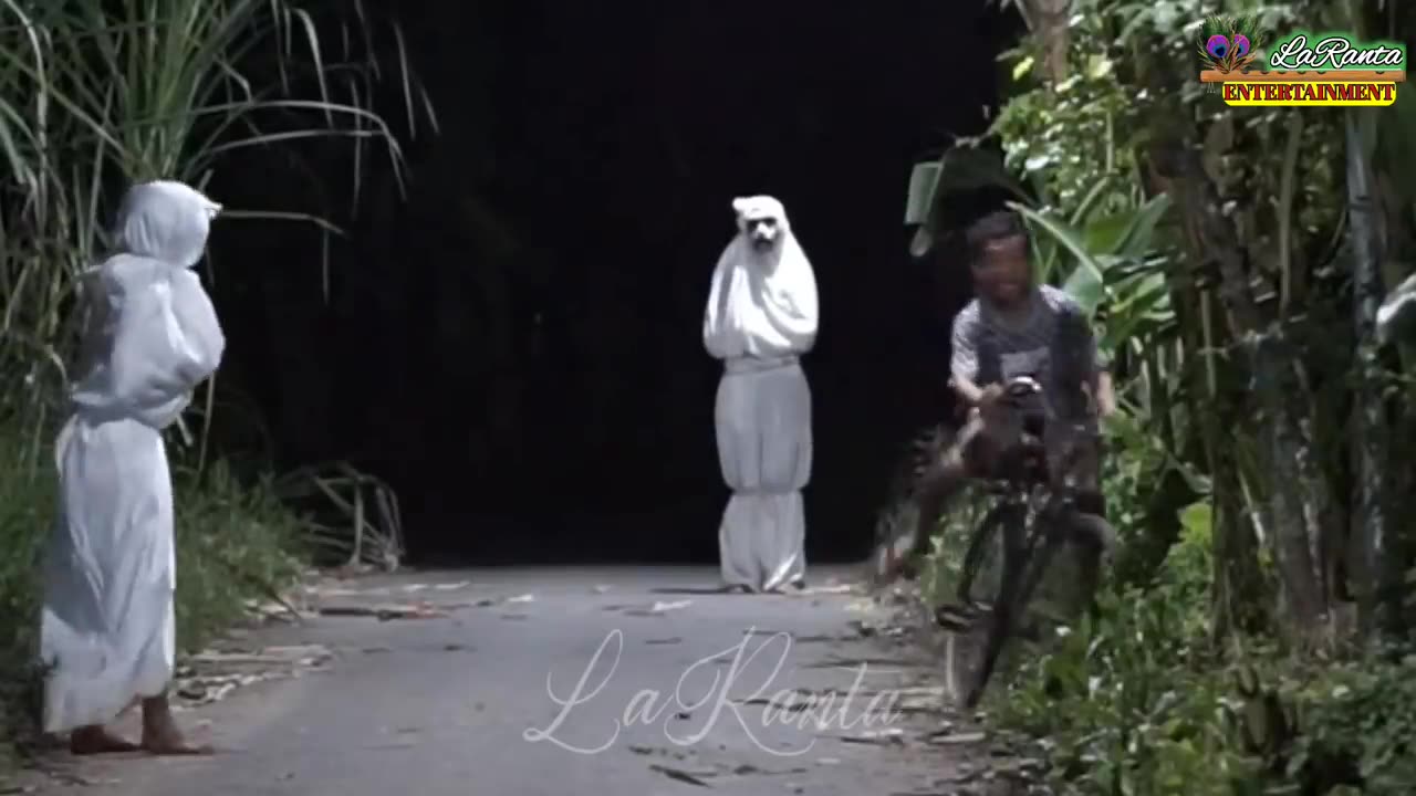 Prank Pocong Massal Fresh Edition || Prank Terbaru Bikin Ngakak || Surrounded by Ghost