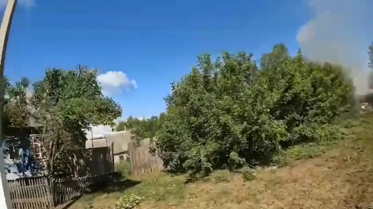 Ukrianian soldiers shoot at civilian buildings in Kursk