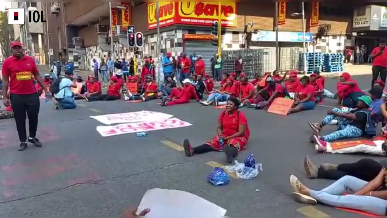 Watch: EFF in Hillbrow During National Shutdown