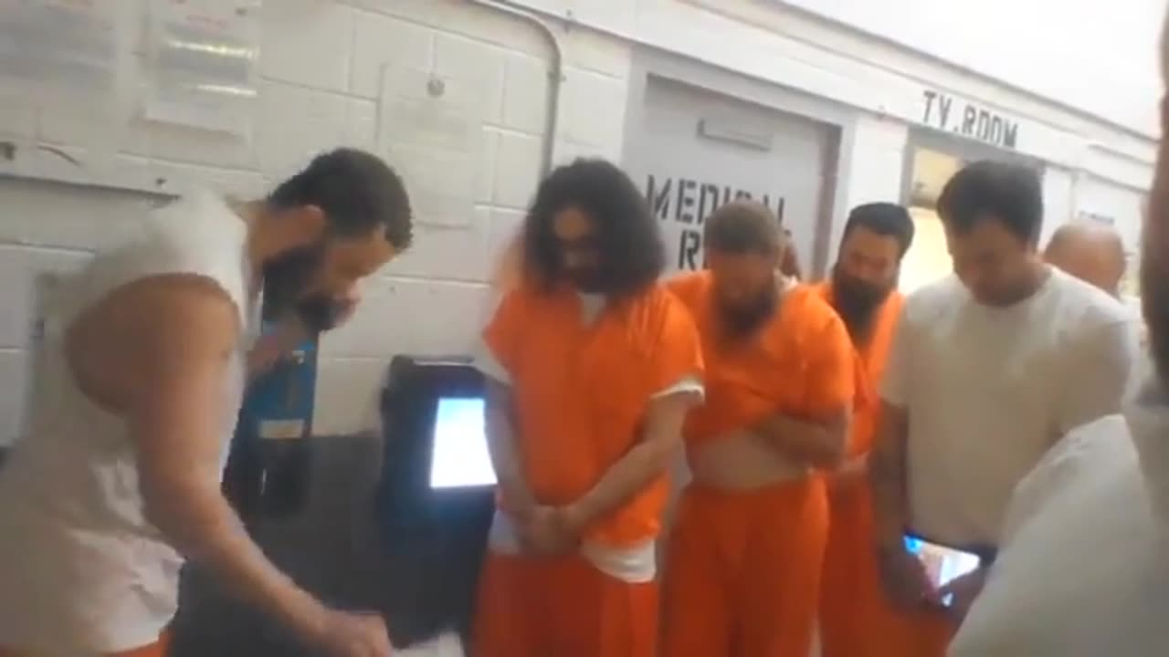 J6 Prisoners Say Prayer & Sing The National Anthem Every Night