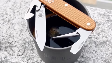 Victorinox Pioneer x Nespresso Limited Edition Swiss Army Knife - Multitool Unboxing