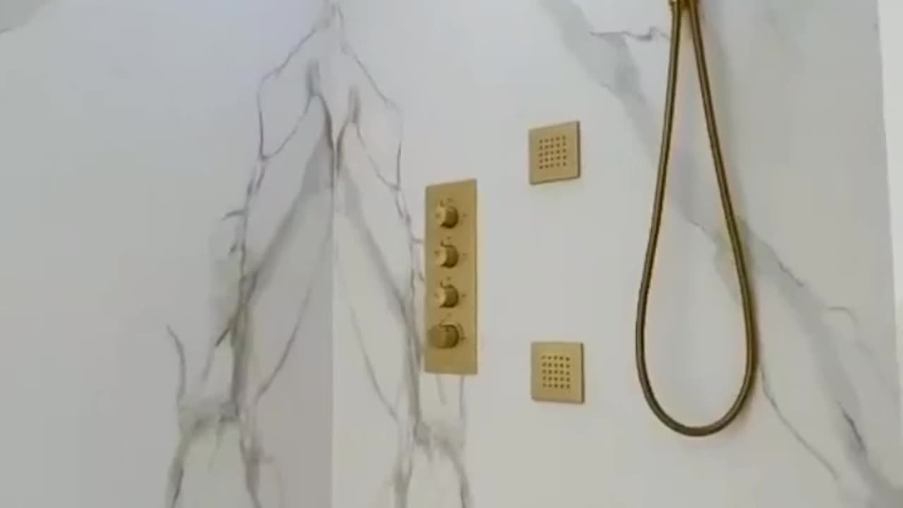 Modern Bathroom Oasis Design | Inspiring Shower Glass Area Designs | Design Lock Construction