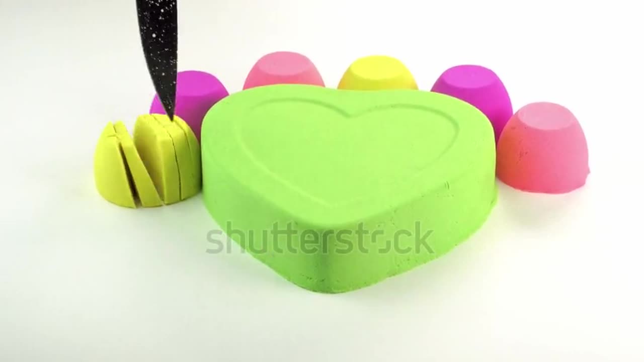 Very Satisfying and Relaxing Kinetic Sand ASMR. #satisfying #satisfyingvideo